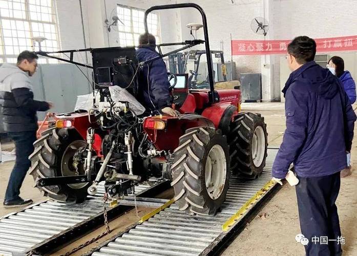 国家智能农机装备重点专项扭腰轮式拖拉机整机试验成功完成